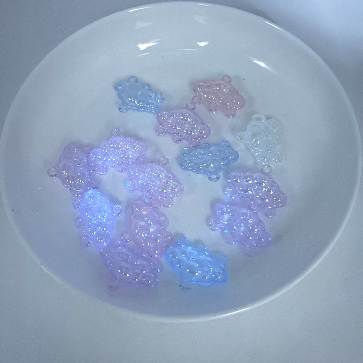Y08蓄光虹彩クラウドビーズ