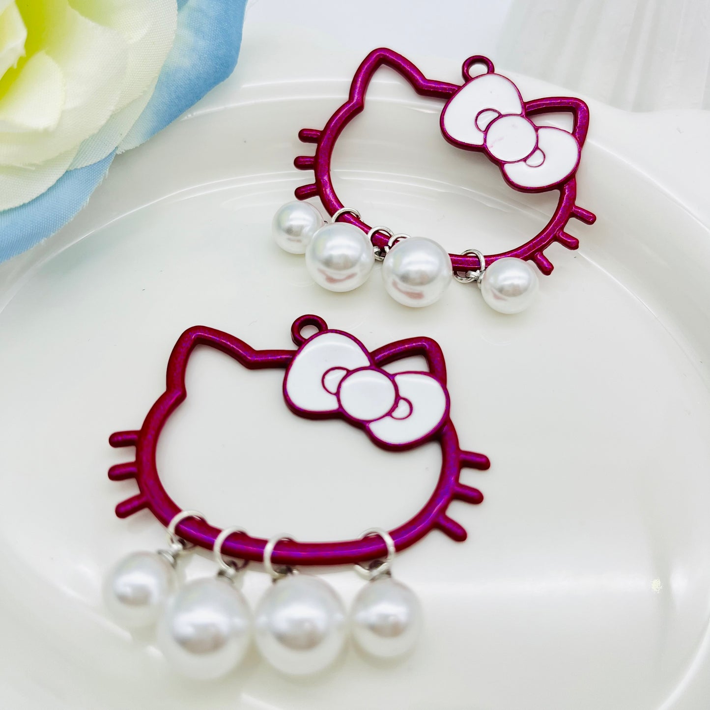 Y54カラフル白猫