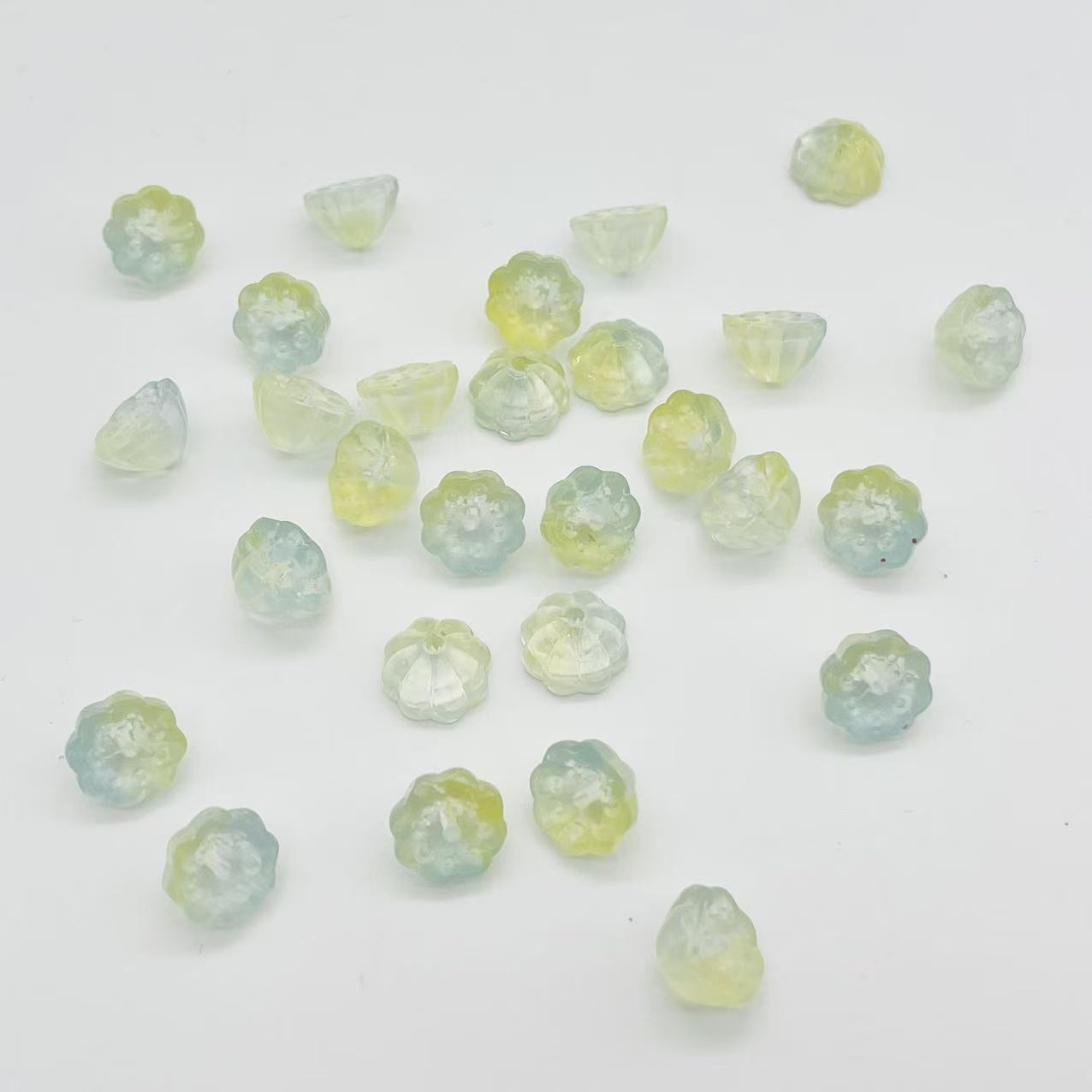 D32ガラス製蓮の実（10mm)