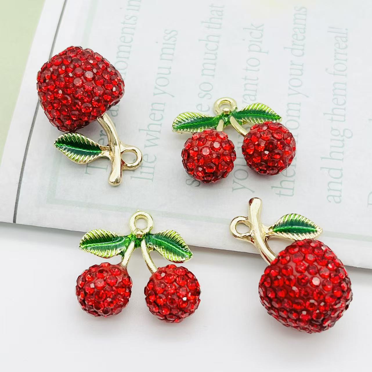 Y04ゴージャスビーズセット